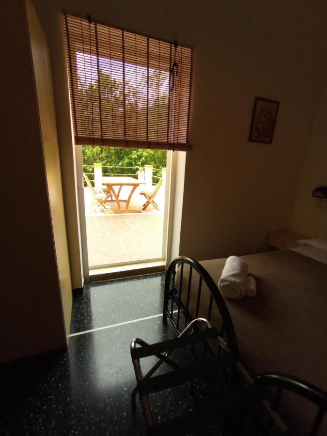 Hotel La Pineta Cogoleto Bagian luar foto
