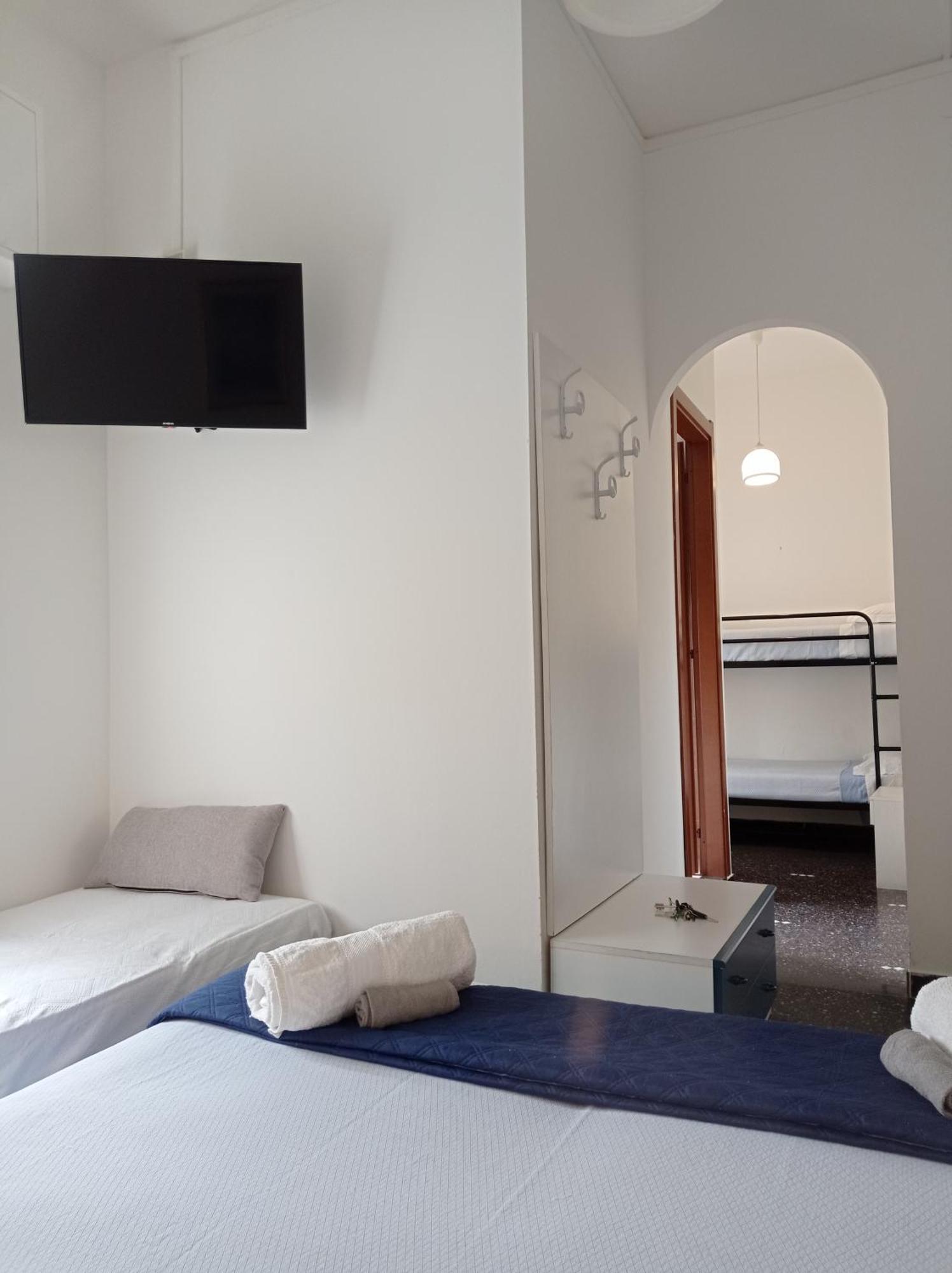 Hotel La Pineta Cogoleto Ruang foto