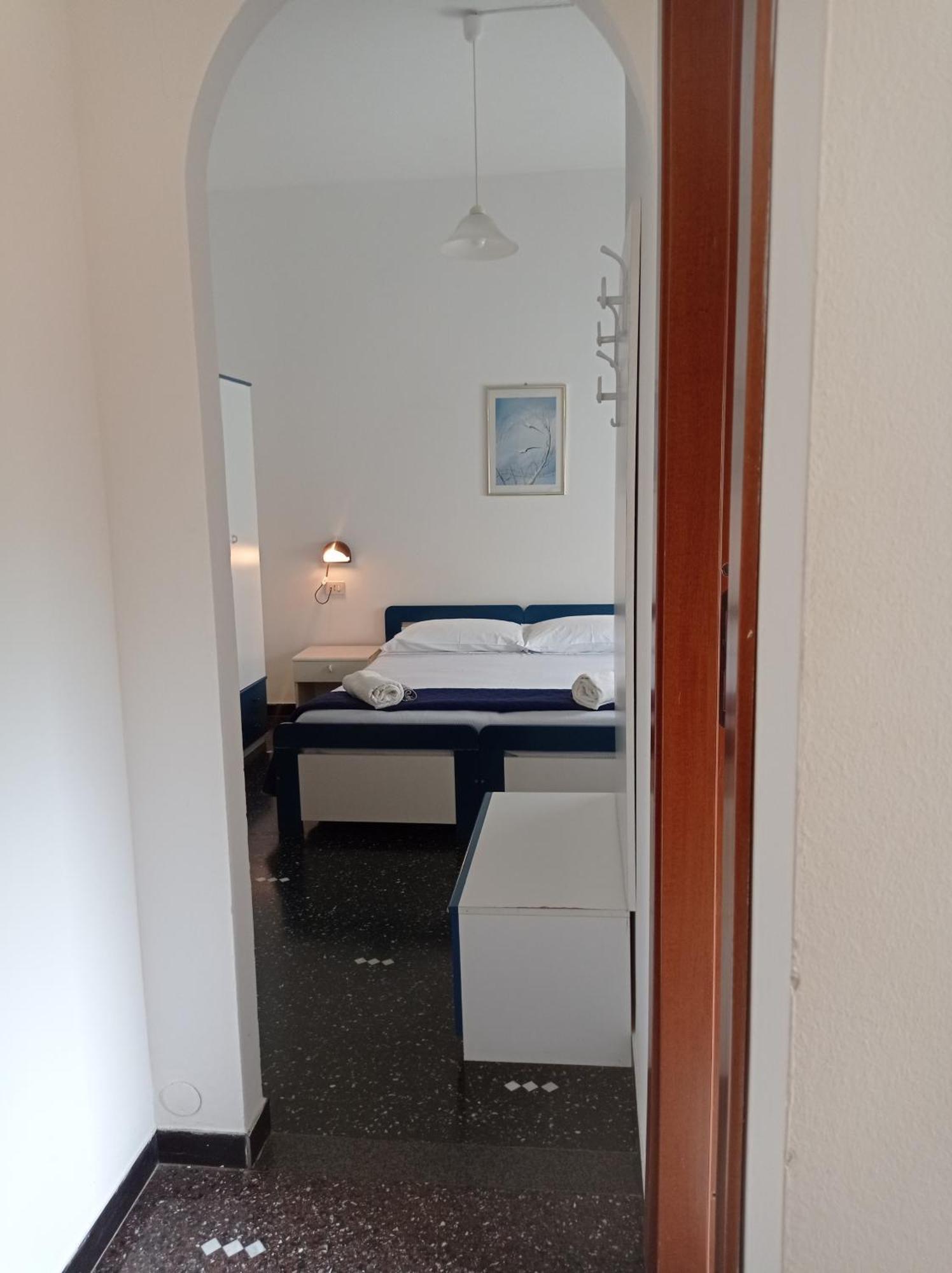 Hotel La Pineta Cogoleto Ruang foto