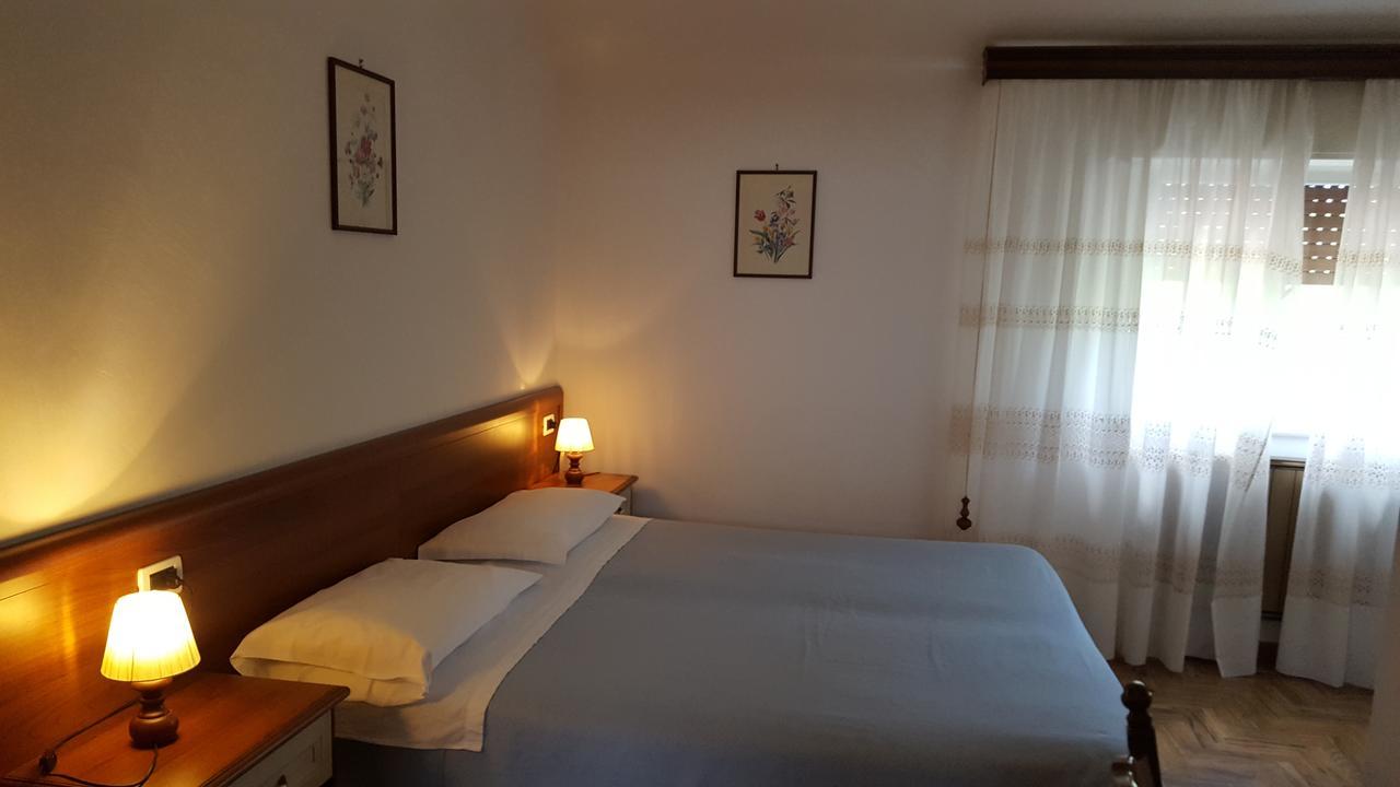 Hotel La Pineta Cogoleto Bagian luar foto